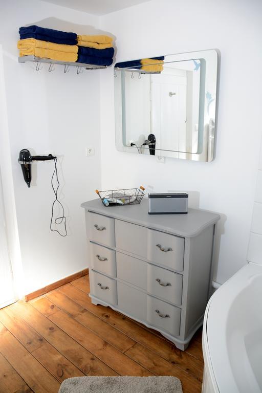 Loft En Bulles Apartment เอแปร์เน ภายนอก รูปภาพ